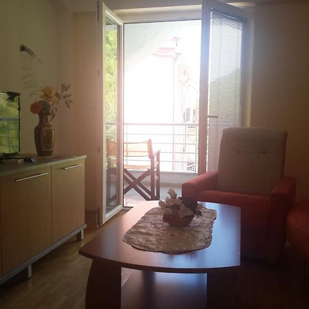 Gjole Apartments Лагадин Екстериор снимка