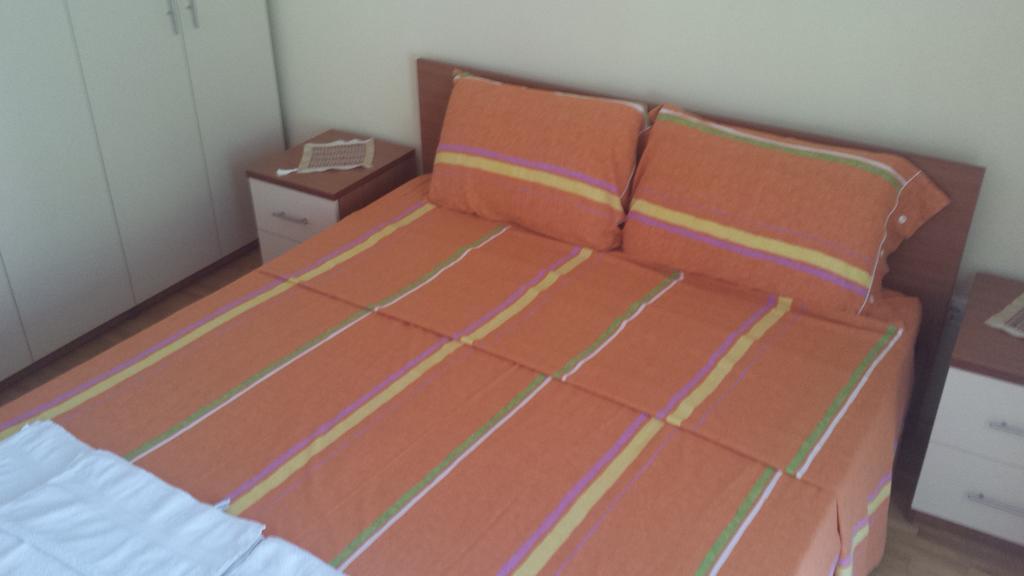Gjole Apartments Лагадин Стая снимка