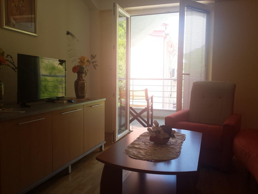 Gjole Apartments Лагадин Стая снимка