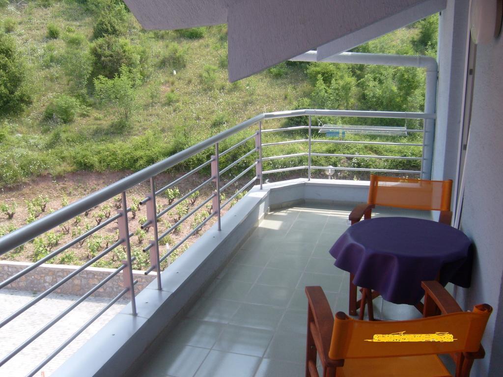 Gjole Apartments Лагадин Стая снимка